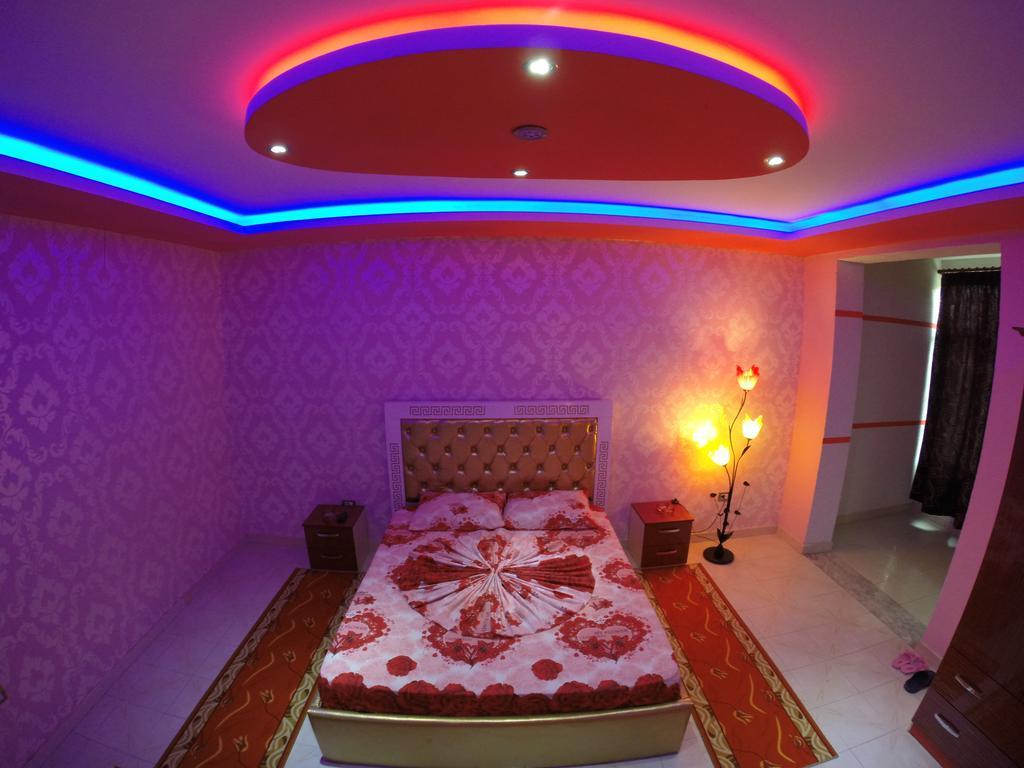Hotel Buza New Shtoj Стая снимка